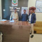 🔴सरकण्डा पुलिस का प्रहार गांजा बिक्री के मामले में फरार आरोपी पर  🔴उड़िसा से गांजा लाकर क्षेत्र में करता था    🔴आरोपी के कब्जे से  गांजा सहित स्कूटी वाहन जुमला किमती 121000रू. किया गया है जप्त